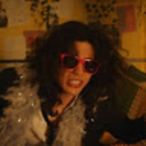 Meet your Posher, Naomi rae